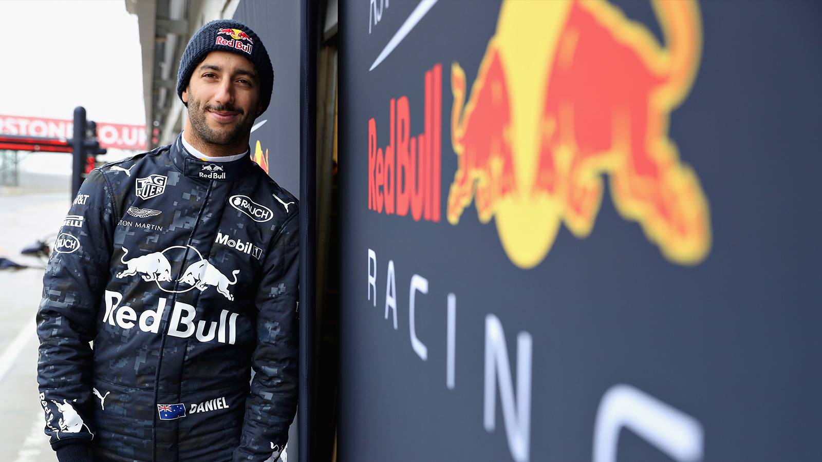 Daniel Ricciardo rozbił nowy bolid Red Bull RB14